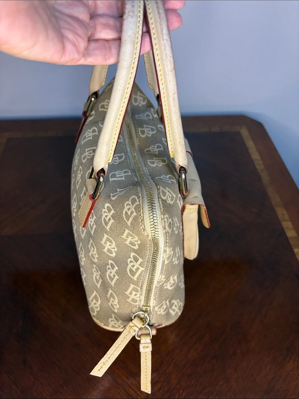 Dooney & Bourke dooney bourke